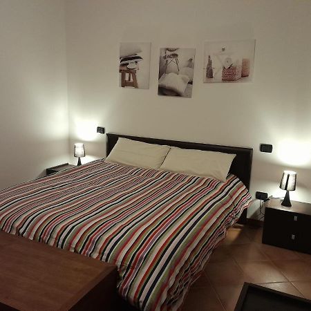 Casa Al Lago Оменя Екстериор снимка