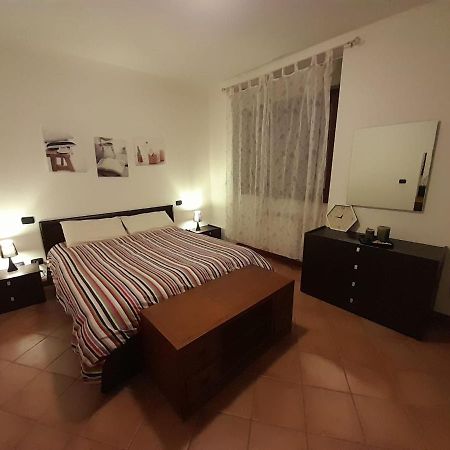 Casa Al Lago Оменя Екстериор снимка