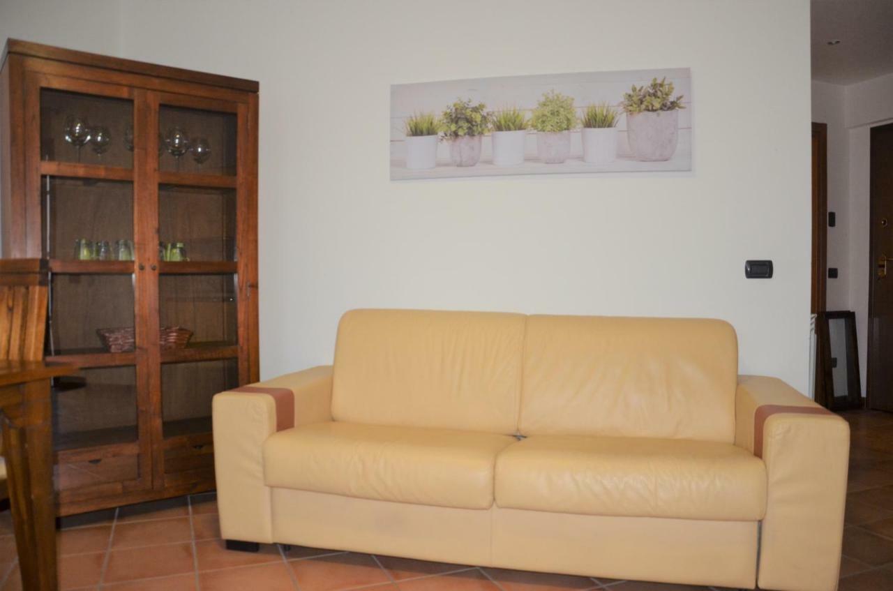 Casa Al Lago Оменя Екстериор снимка